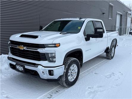 2025 Chevrolet Silverado 3500HD LT (Stk: U11069) in London - Image 1 of 24