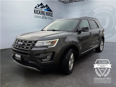 2017 Ford Explorer XLT (Stk: 15307) in Golden - Image 1 of 17