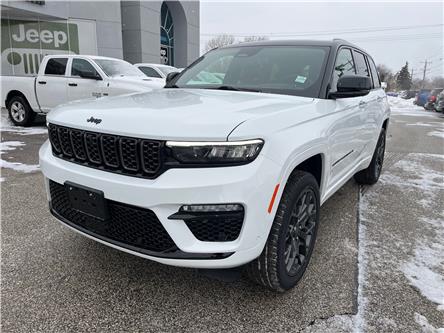 2025 Jeep Grand Cherokee Summit (Stk: 25-440) in Sarnia - Image 1 of 28