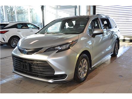 2025 Toyota Sienna LE 8-Passenger (Stk: 26602A) in Kingston - Image 1 of 11