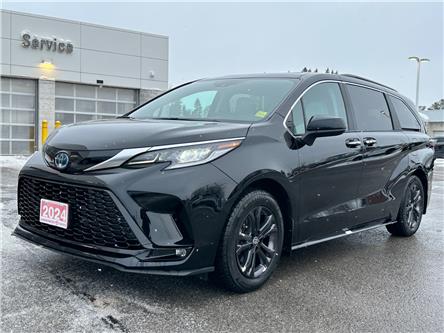 2024 Toyota Sienna XSE 7-Passenger (Stk: W6992) in Cobourg - Image 1 of 28