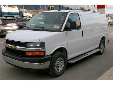 2024 Chevrolet Express 2500 Work Van (Stk: UT2228) in Kamloops - Image 1 of 21