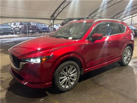 2022 Mazda CX-5 Signature (Stk: 362076) in AIRDRIE - Image 1 of 4