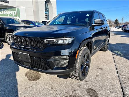 2025 Jeep Grand Cherokee Laredo (Stk: 25-444) in Sarnia - Image 1 of 23