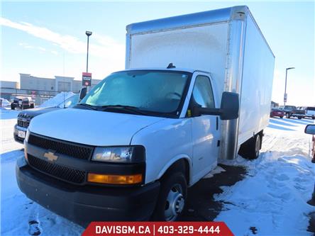 2024 Chevrolet Express Cutaway Work Van (Stk: 302884) in Lethbridge - Image 1 of 7