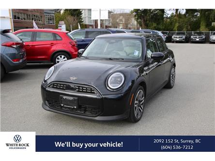 2025 MINI 5 Door Cooper C (Stk: ST042886A) in Vancouver - Image 1 of 13