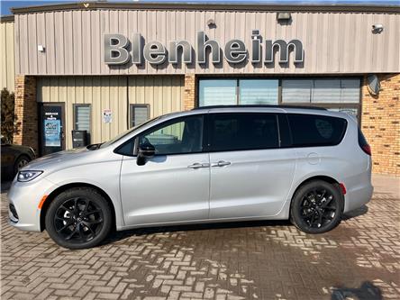 2026 Chrysler Pacifica Limited (Stk: 6T37) in Blenheim - Image 1 of 18