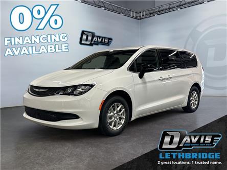 2025 Chrysler Grand Caravan SXT (Stk: 40309) in Lethbridge - Image 1 of 15