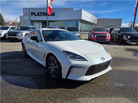 2024 Toyota GR86 Base (Stk: 8999) in Calgary - Image 1 of 18