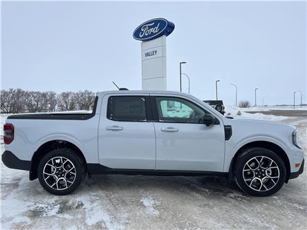 2026 Ford Maverick Lariat (Stk: T38074) in Hague - Image 1 of 13