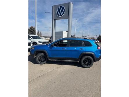 2019 Jeep Cherokee Trailhawk (Stk: KU0418B) in Okotoks - Image 1 of 11