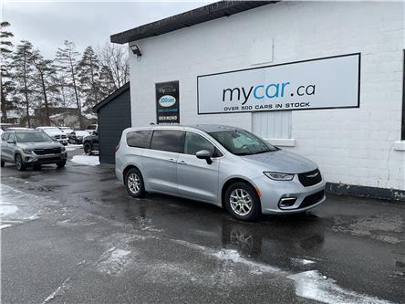 2023 Chrysler Pacifica Touring-L (Stk: 260233) in North Bay - Image 1 of 20