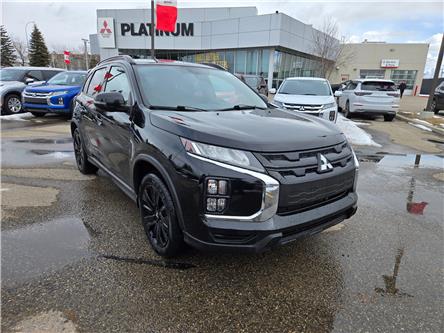 2024 Mitsubishi RVR NOIR (Stk: 9006) in Calgary - Image 1 of 24