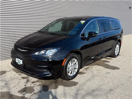 2026 Chrysler Grand Caravan SXT (Stk: 26235) in London - Image 1 of 28