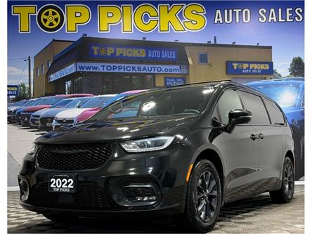 2022 Chrysler Pacifica Touring L (Stk: 174656) in North Bay - Image 1 of 30