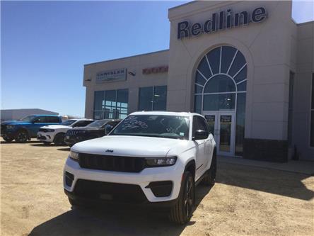 2025 Jeep Grand Cherokee Laredo (Stk: FF077) in Swan River - Image 1 of 23
