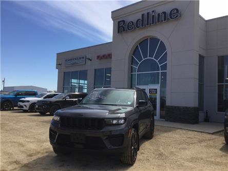 2025 Jeep Grand Cherokee Laredo (Stk: FF079) in Swan River - Image 1 of 18