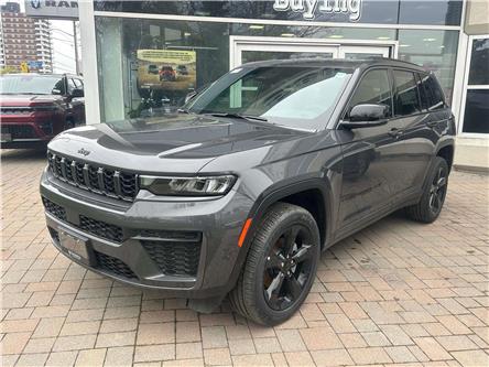 2026 Jeep Grand Cherokee Base (Stk: 26-0077) in Toronto - Image 1 of 18