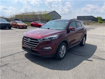2016 Hyundai Tucson Luxury (Stk: T192A) in Chatham - Image 1 of 38