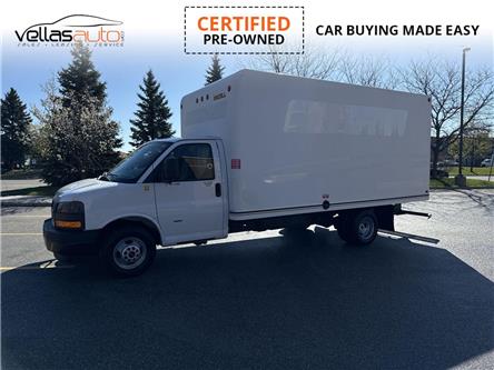 2019 GMC Savana Cutaway Work Van (Stk: NP5252) in Vaughan - Image 1 of 32