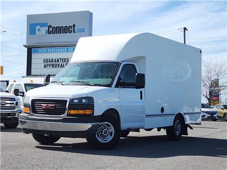 2019 GMC Savana Cutaway Work Van in Ottawa - Image 1 of 9
