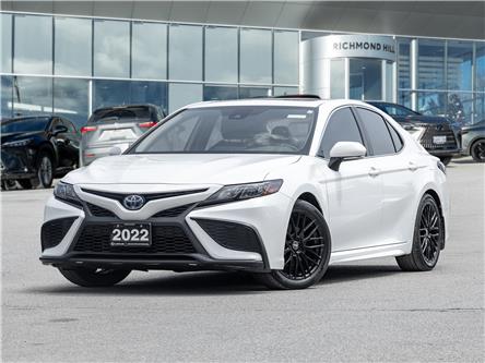 2022 Toyota Camry Hybrid  (Stk: 15105674A) in Richmond Hill - Image 1 of 28