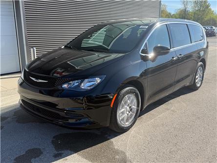 2027 Chrysler Grand Caravan SXT (Stk: 27006) in London - Image 1 of 26
