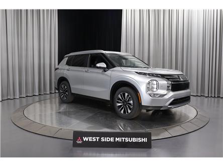 2026 Mitsubishi Outlander LE (Stk: T26704) in Edmonton - Image 1 of 31