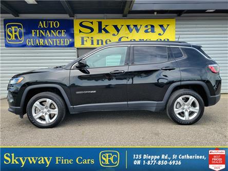 2023 Jeep Compass NORTH 4X4 | NAVI | PANO ROOF | LANE ASSIST | R-CAM (Stk: S9706A) in St. Catharines - Image 1 of 32