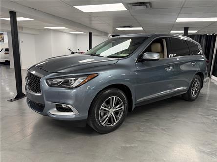 2016 Infiniti QX60 Base in Saint-Eustache - Image 1 of 25 2016 Infiniti QX60 Base in Saint-Eustache - Image 1 of 25
