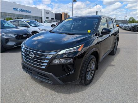 2025 Nissan Rogue S (Stk: 19533) in Calgary - Image 1 of 25