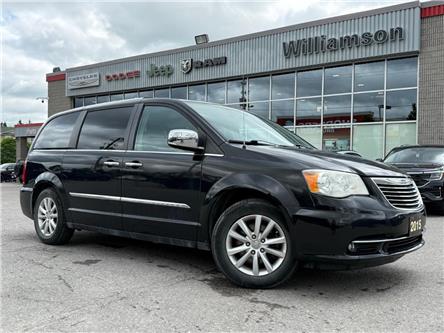 2015 Chrysler Town & Country Limited (Stk: W9552) in Uxbridge - Image 1 of 7