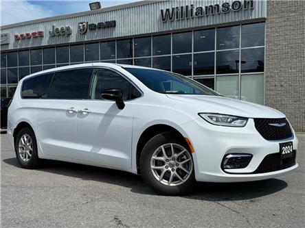 2024 Chrysler Pacifica Touring-L (Stk: W9546) in Uxbridge - Image 1 of 8