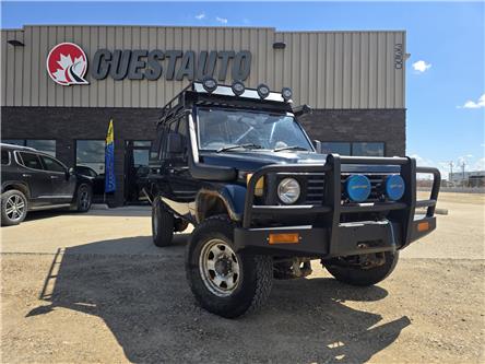 1992 Toyota Land Cruiser PZJ77 in Saskatoon - Image 1 of 11