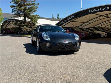 2008 Pontiac Solstice GXP (Stk: 260216D) in Calgary - Image 1 of 17