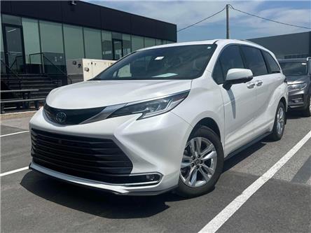 2026 Toyota Sienna XSE 7-Passenger (Stk: 28583W) in Newmarket - Image 1 of 12
