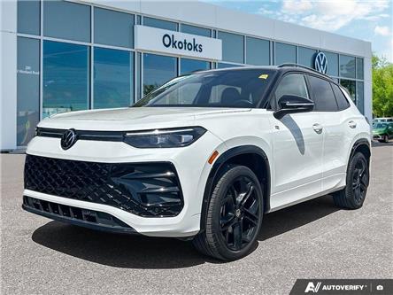 2026 Volkswagen Tiguan Comfortline R-Line Black Edition (Stk: KU0543) in Okotoks - Image 1 of 24