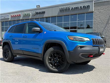 2019 Jeep Cherokee Trailhawk (Stk: W9596) in Uxbridge - Image 1 of 8