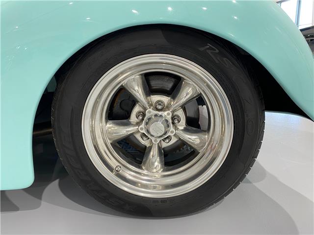 1937 Ford Deluxe  (Stk: Z09116) in Watford - Image 4 of 21