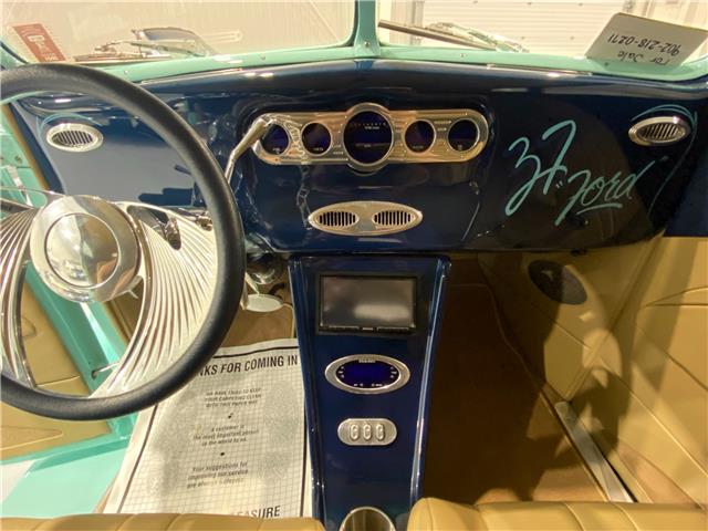 1937 Ford Deluxe  (Stk: Z09116) in Watford - Image 15 of 21