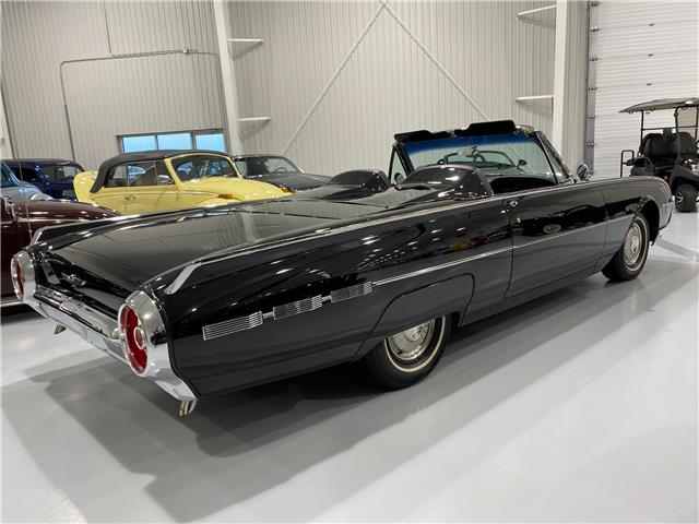 1962 Ford Thunderbird  (Stk: 115431) in Watford - Image 5 of 20