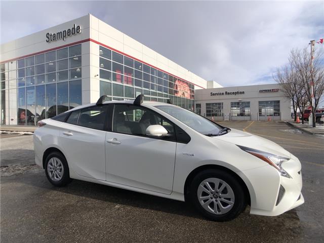 2016 Toyota Prius Base (Stk: 220117A) in Calgary - Image 1 of 22