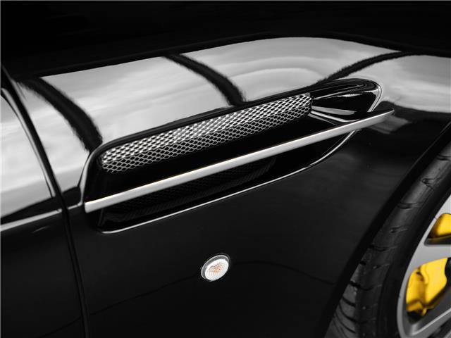 2012 Aston Martin Vantage Manual V12 in Woodbridge - Image 22 of 49