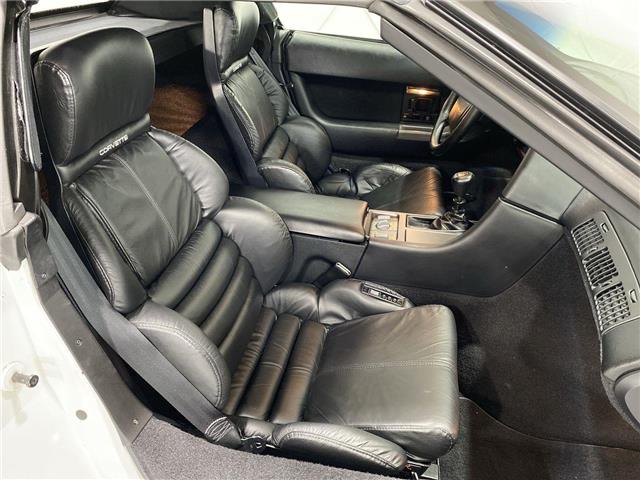 1991 Chevrolet Corvette (Stk: NP3583) in Vaughan - Image 22 of 27 1991 Chevrolet Corvette (Stk: NP3583) in Vaughan - Image 22 of 27