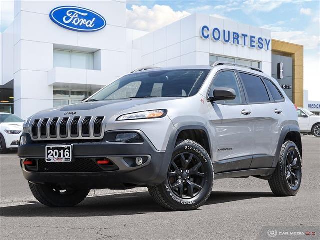 2016 Jeep Cherokee Trailhawk (Stk: 13088A) in London - Image 1 of 26