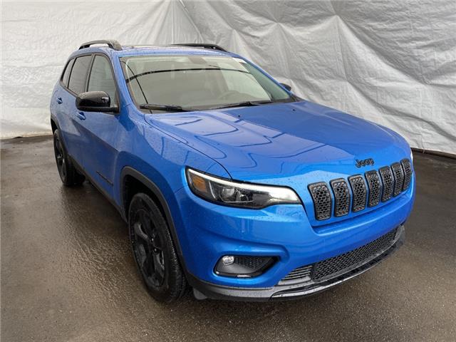 2022 Jeep Cherokee Altitude (Stk: 221334) in Thunder Bay - Image 1 of 32