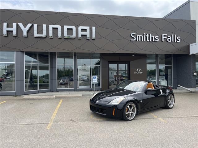 2005 Nissan 350Z Grand Touring (Stk: P3350) in Smiths Falls - Image 1 of 9