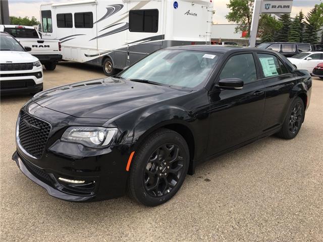 2022 Chrysler 300 Touring L (Stk: 22C37109) in Devon - Image 1 of 17