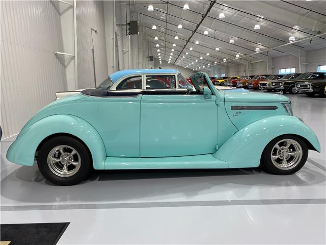 1937 Ford Deluxe  (Stk: Z09116) in Watford - Image 9 of 21