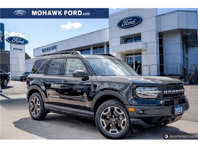 2022 Ford Bronco Sport Outer Banks (Stk: 021428) in Hamilton - Image 1 of 15